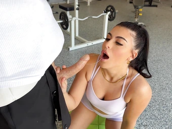 Doktor kızın amını sikerse yerli otel odası porno izle  resmi