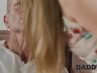 Dog and women sex porn olgun sikisme kadınların resmi